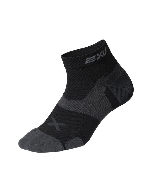 2Xu Vectr Cushion Ankle 1/4 Crew Compression Sock - Black/Titanium